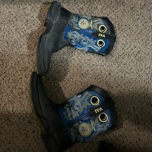 Women’s FFA boots size 7.5